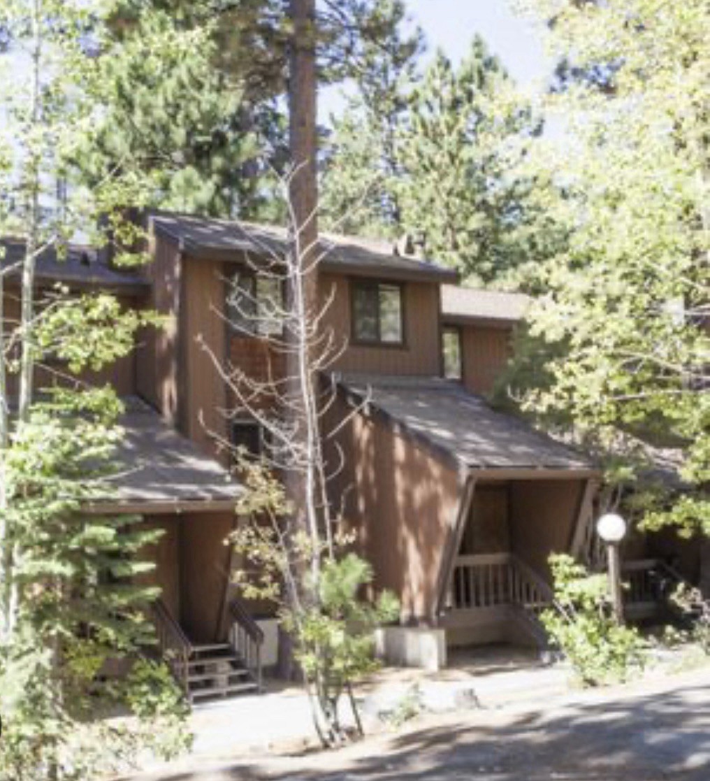 Club Tahoe Incline Village NV 2 bedroom + loft for 6 August 30-September 6