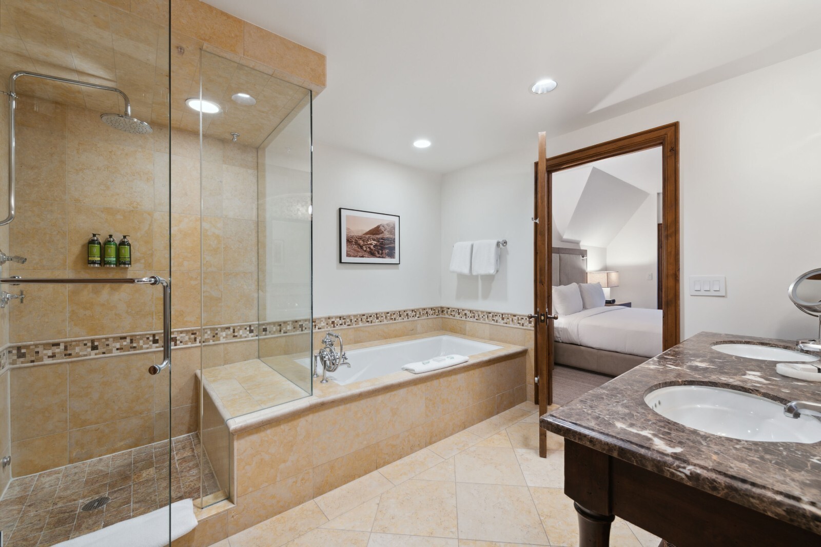 Aspen Mountain Residences 2 BR Condo Rental – Nov 28 – Dec 5, 2026 Prime skiing!
