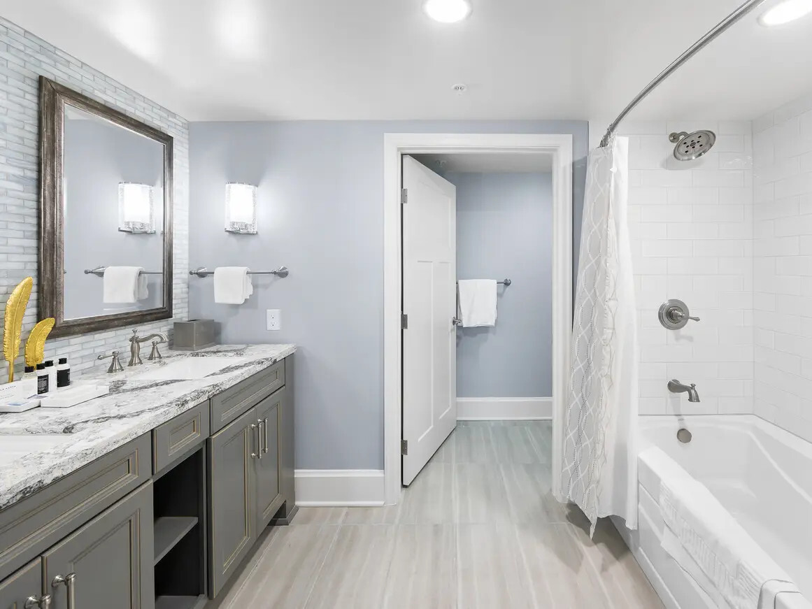 Holiday Inn Cape Canaveral Beach Resort -1Br