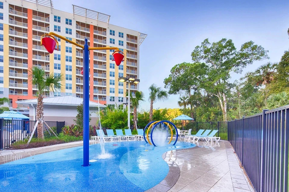 PRICE IS PER WEEK!~Vacation Village at Parkway Resort ~ORLANDO~Pt.KITCH SLPS 4