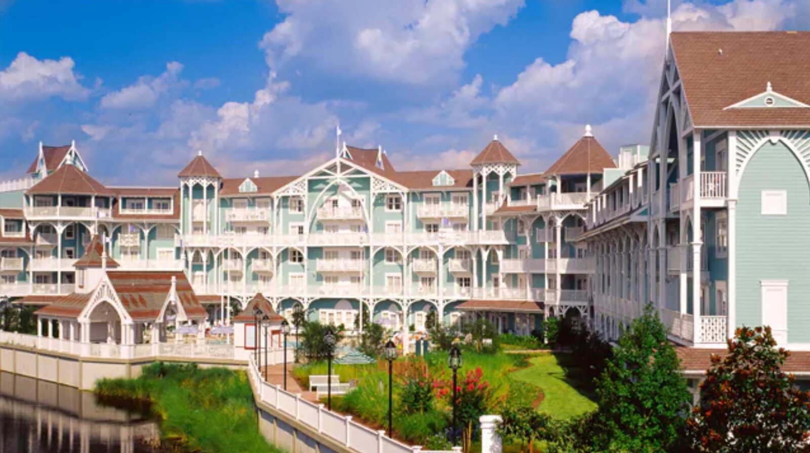 Disney’s Beach Club Villas Hotel Resort ANY 4 Nights ANY YEAR STUDIO DVC points