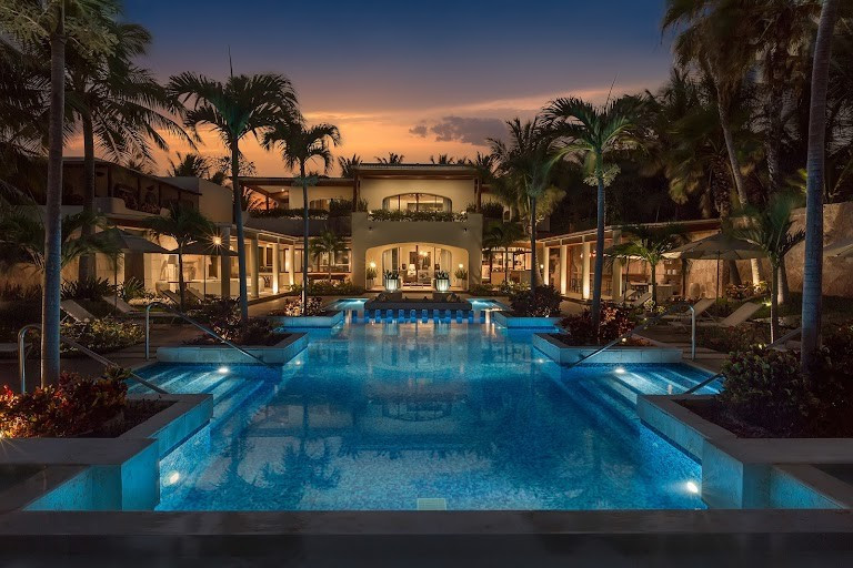 RIVIERA MAYA Mexico 5 days/4 nights ALL INCLUSIVE (meals, drinks, and alcohol)